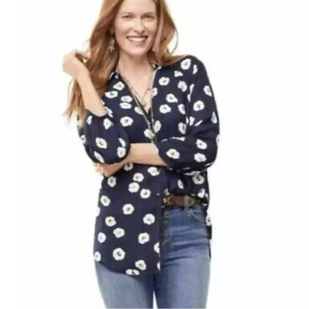 CAbi Go To Button‎ Up Daisy Navy Blue Relaxed Blouse Style #5705 Size XS - Picture 11 of 11